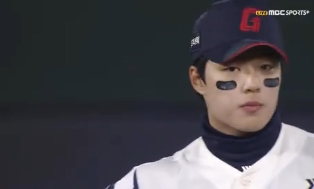 [잡담] 야구선수라는데 잘생겼다... | 인스티즈