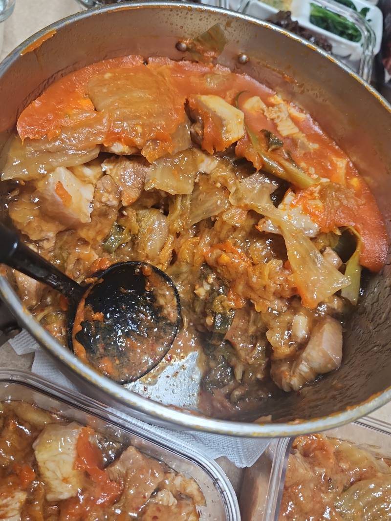 [잡담] 익들이라면 엄마한테 돈 얼마 드릴래? (약간 ㅎㅇㅈㅇ??) | 인스티즈