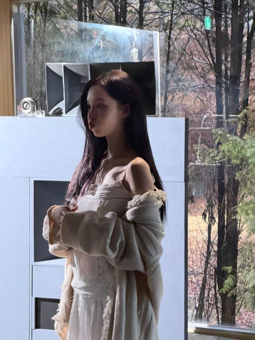 [마플] 260409 윈터 인스타 업뎃 | 인스티즈