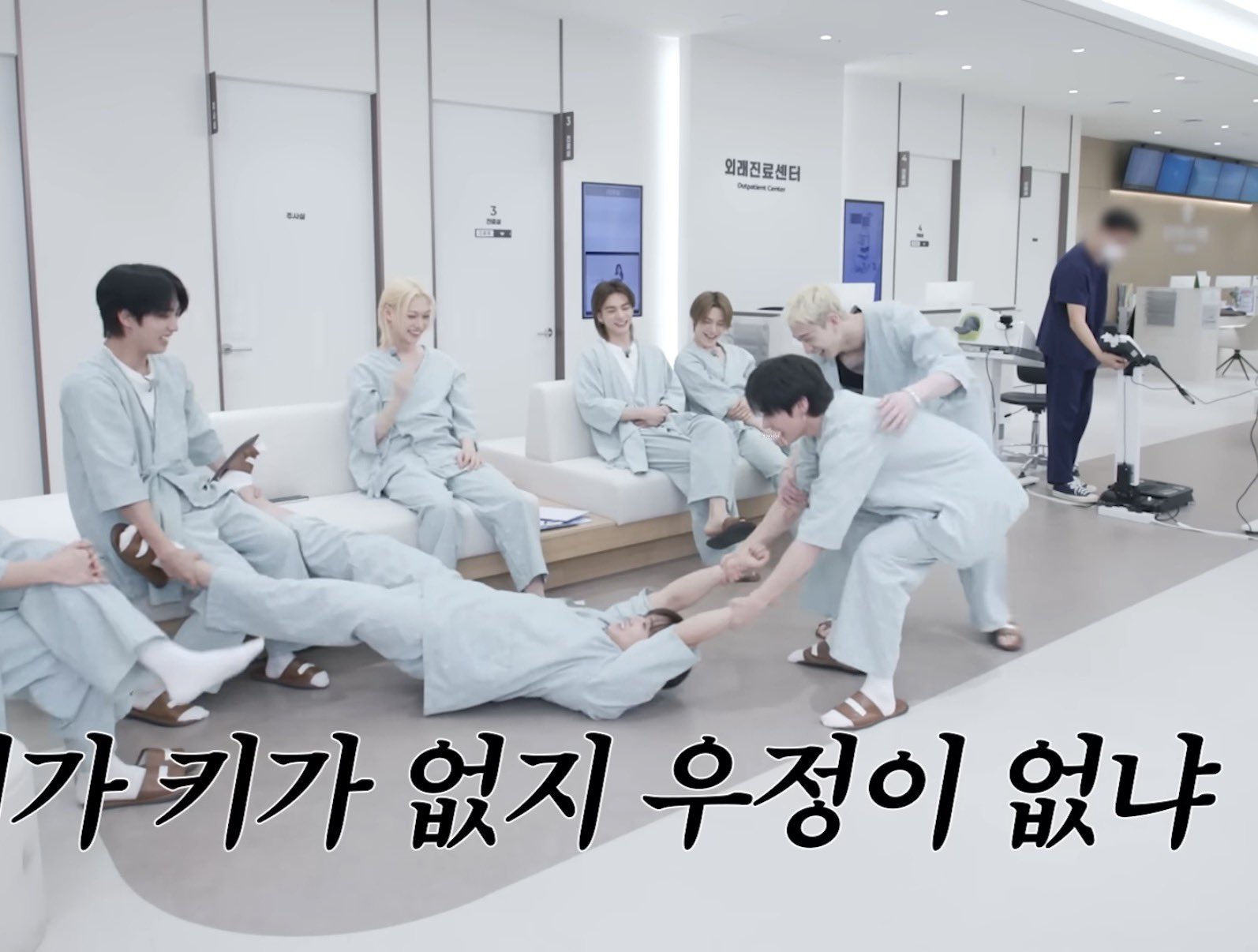 [잡담] 스키즈 9년차에 첫 키 공개했는데 | 인스티즈