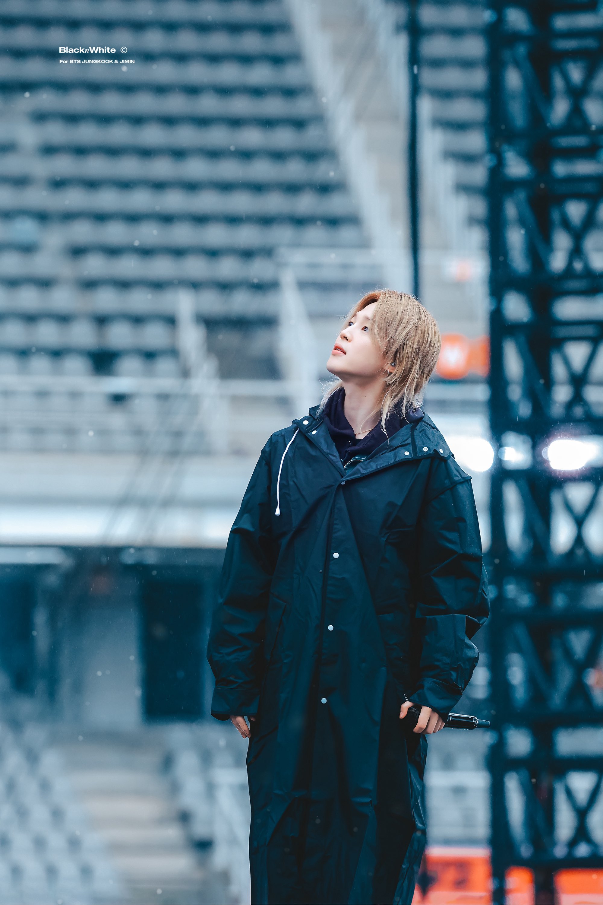 [잡담] 북청사자머리 지민 기대했는데 본무대하니까 걍 쫄딱 젖어서 못 봄ㅋㅋㅋㅋ | 인스티즈