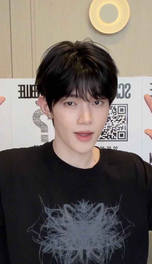 [잡담] 아씨 장하오 앤더블로 첫 단독릴스왔는데 | 인스티즈