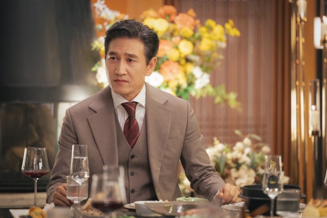 [정보/소식] 대군부인) '21세기 대군부인' 명품배우 조승연, 이번엔 아이유 아빠된다! | 인스티즈