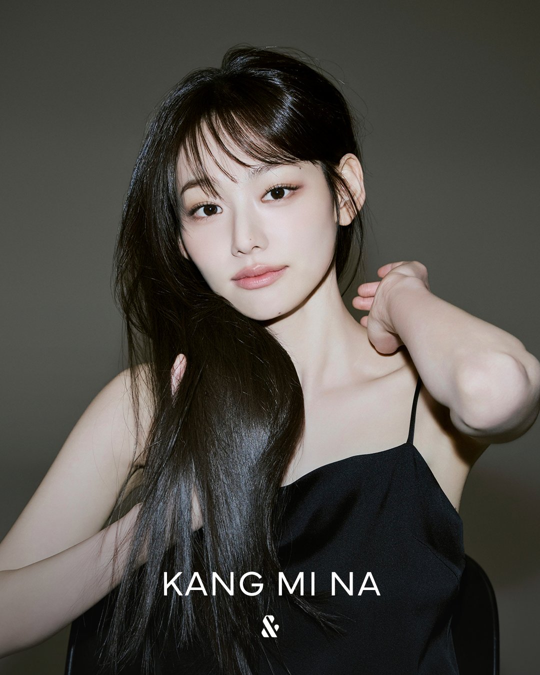 [잡담] 강미나 프로필 사진 떴는데 엄청 예뻐졌다 | 인스티즈