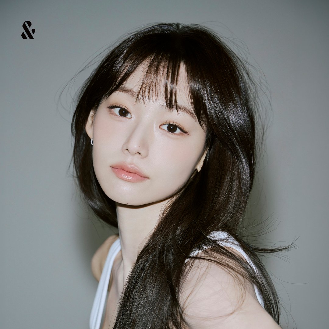 [잡담] 강미나 프로필 사진 떴는데 엄청 예뻐졌다 | 인스티즈