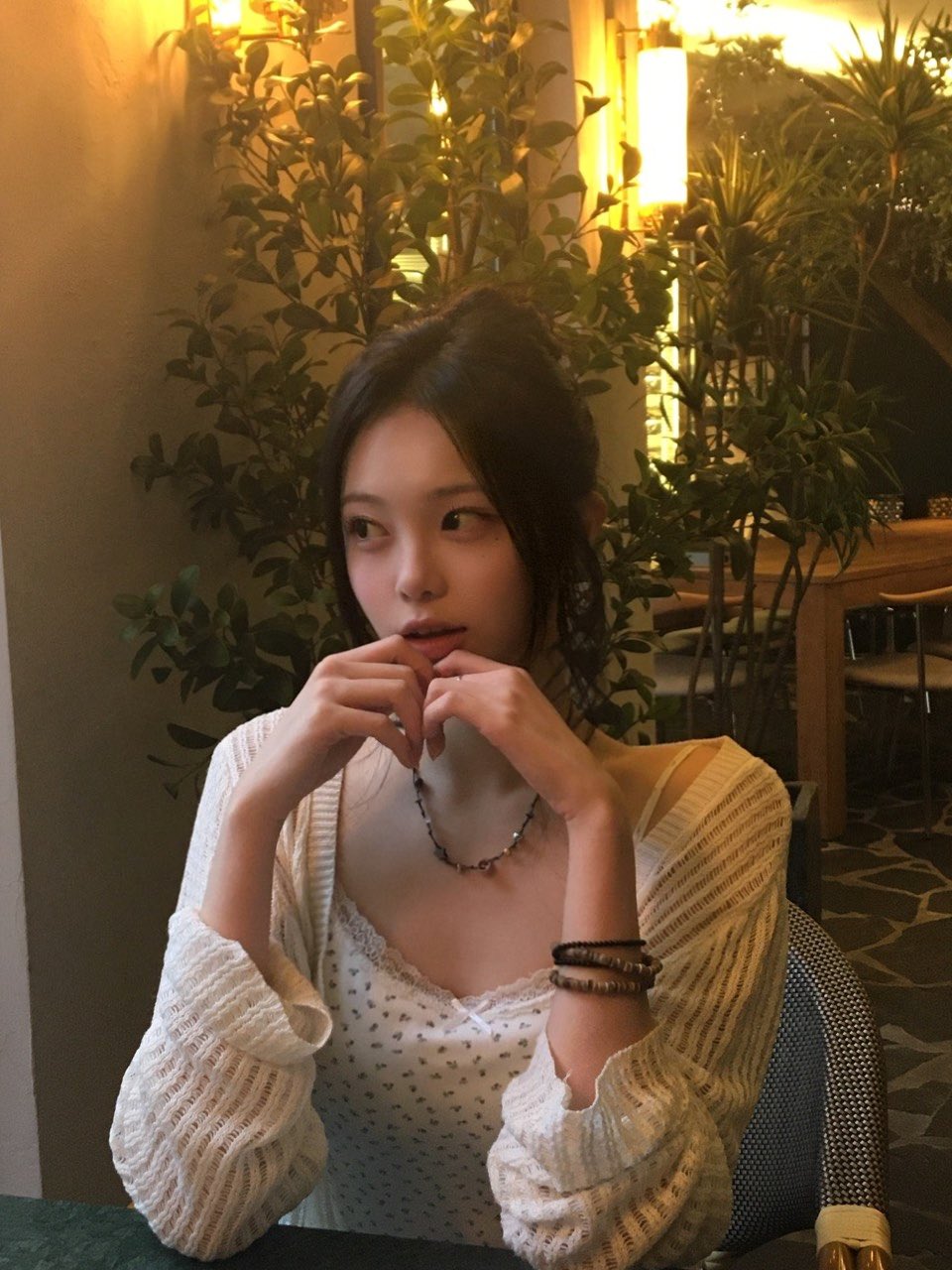 [잡담] 18살이 어쩜 이리 예뿌니 | 인스티즈