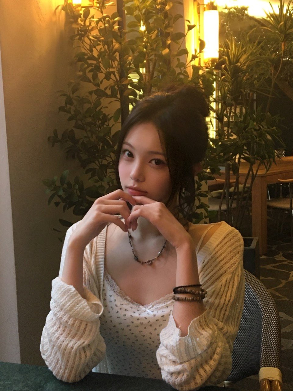 [잡담] 18살이 어쩜 이리 예뿌니 | 인스티즈