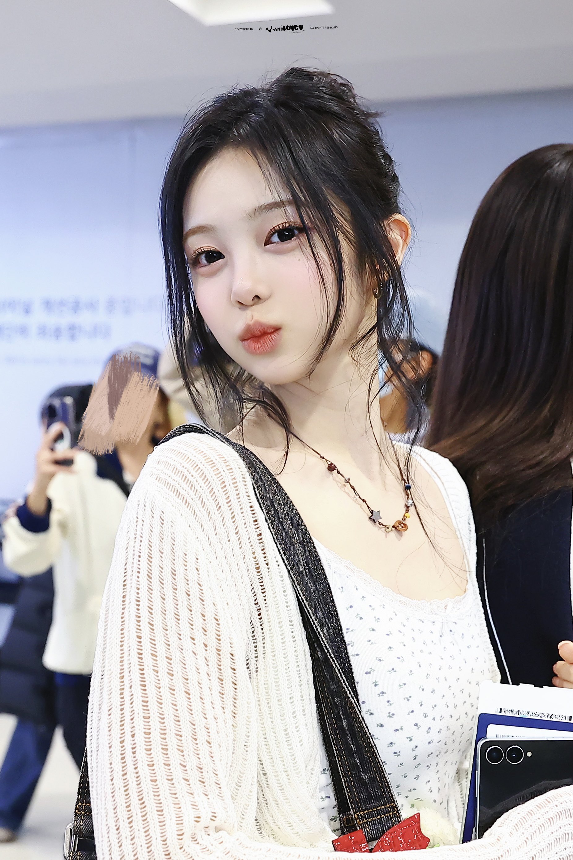[잡담] 18살이 어쩜 이리 예뿌니 | 인스티즈