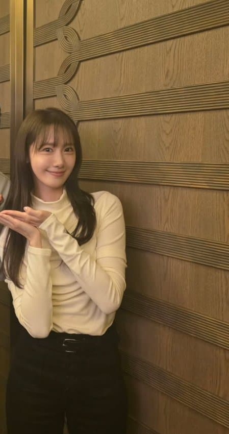 [잡담] 윤아 앞머리있는거 너무 예쁘다 | 인스티즈