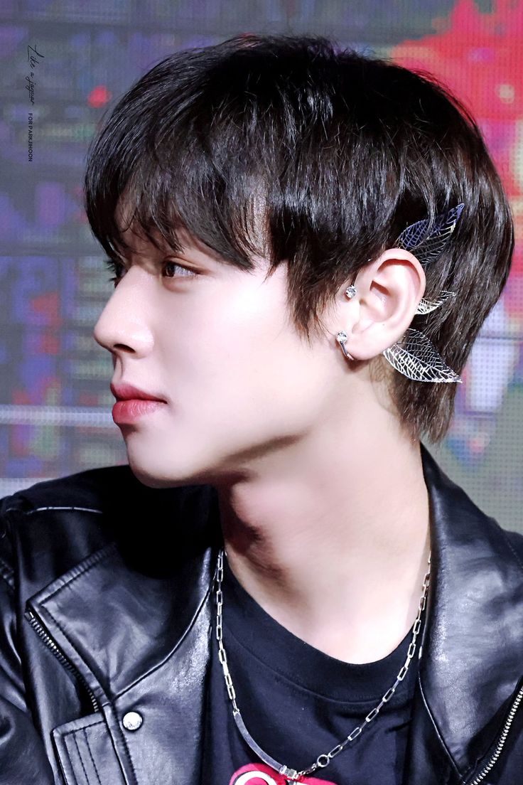 [잡담] 박지훈 이거 얼굴만 보인다 | 인스티즈