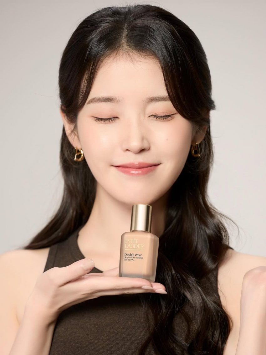 [잡담] 아이유) 아이유 에스티로더 NEW 사진 | 인스티즈