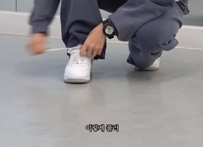 엄지훈남이 셰프 그만두고 아이돌이 되려는 이유.jpg | 인스티즈