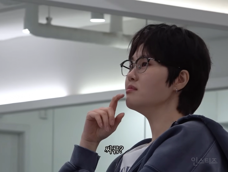 엄지훈남이 셰프 그만두고 아이돌이 되려는 이유.jpg | 인스티즈