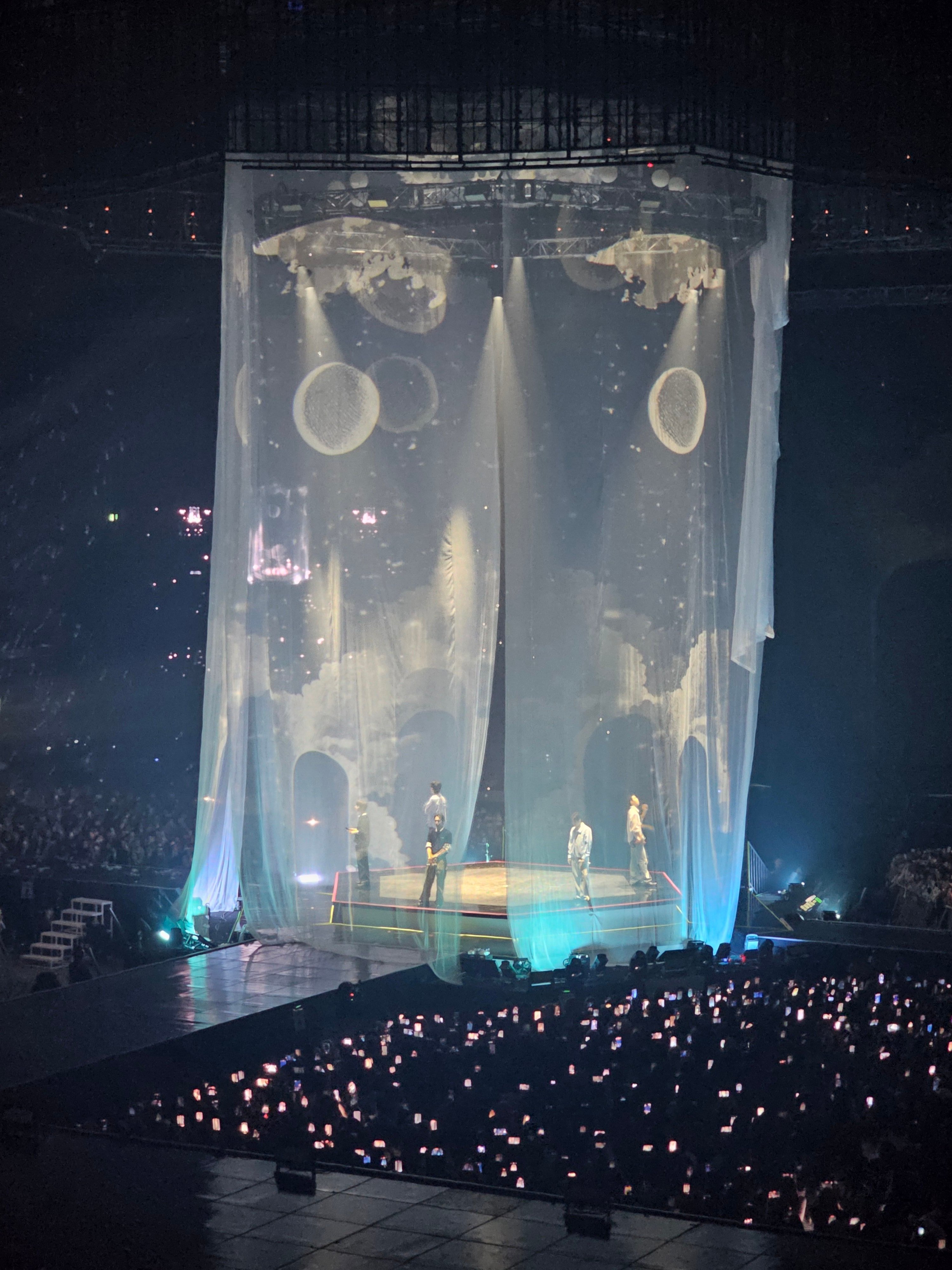 [잡담] 와 엑소 연출 미쳤다(ㅅㅍㅈㅇ) | 인스티즈