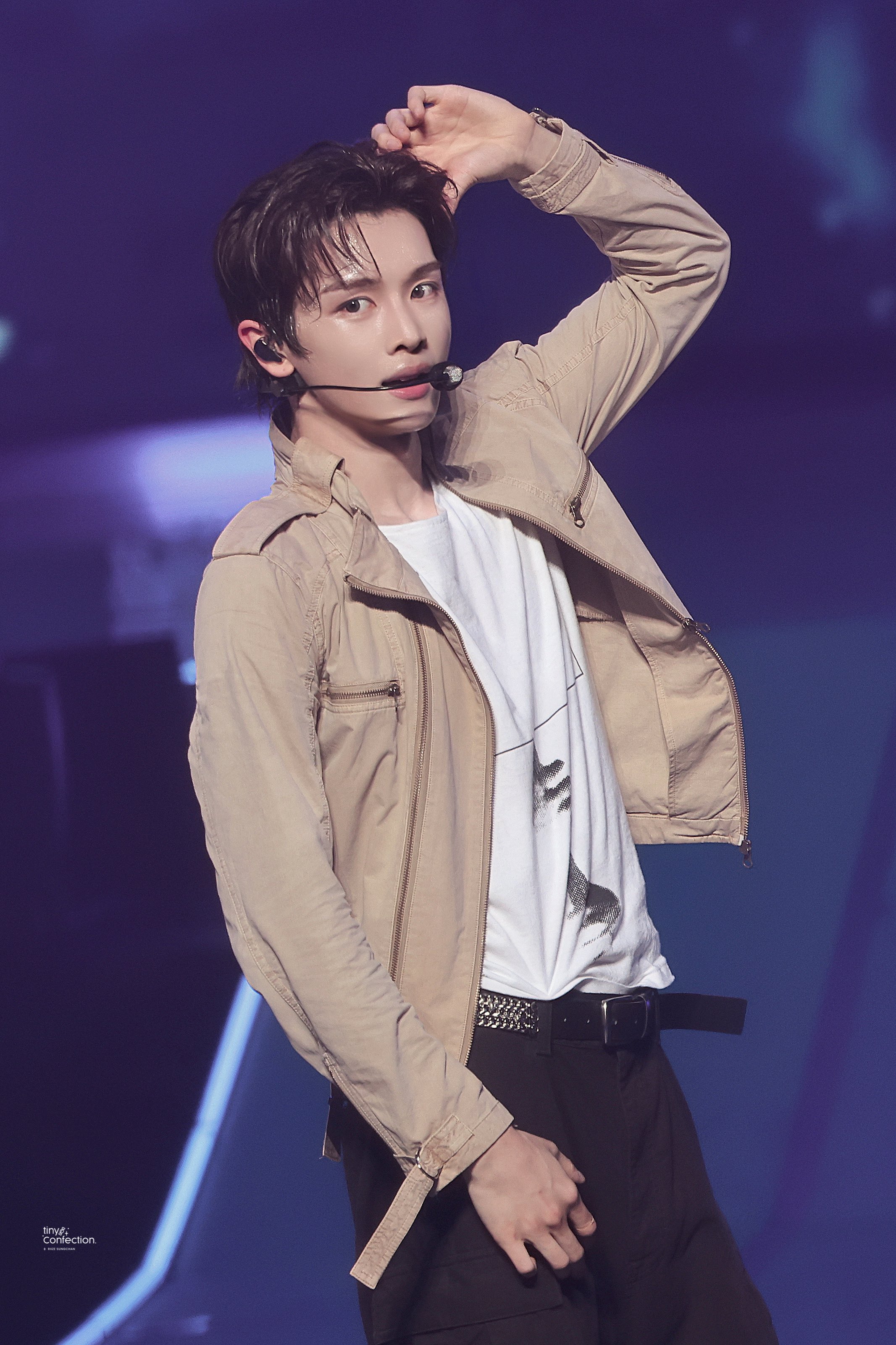 [잡담] 성찬 이 자켓안에 몸 숨기기 힘들었겠어 | 인스티즈