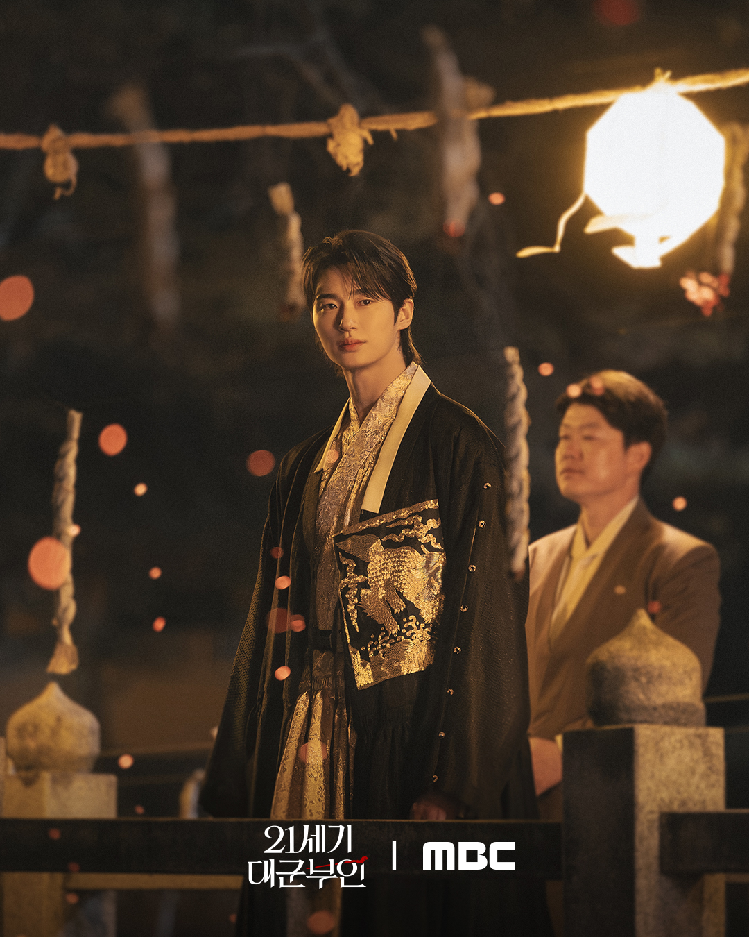 [정보/소식] [21세기 대군부인] 아이유 변우석 1화 스틸컷 | 인스티즈