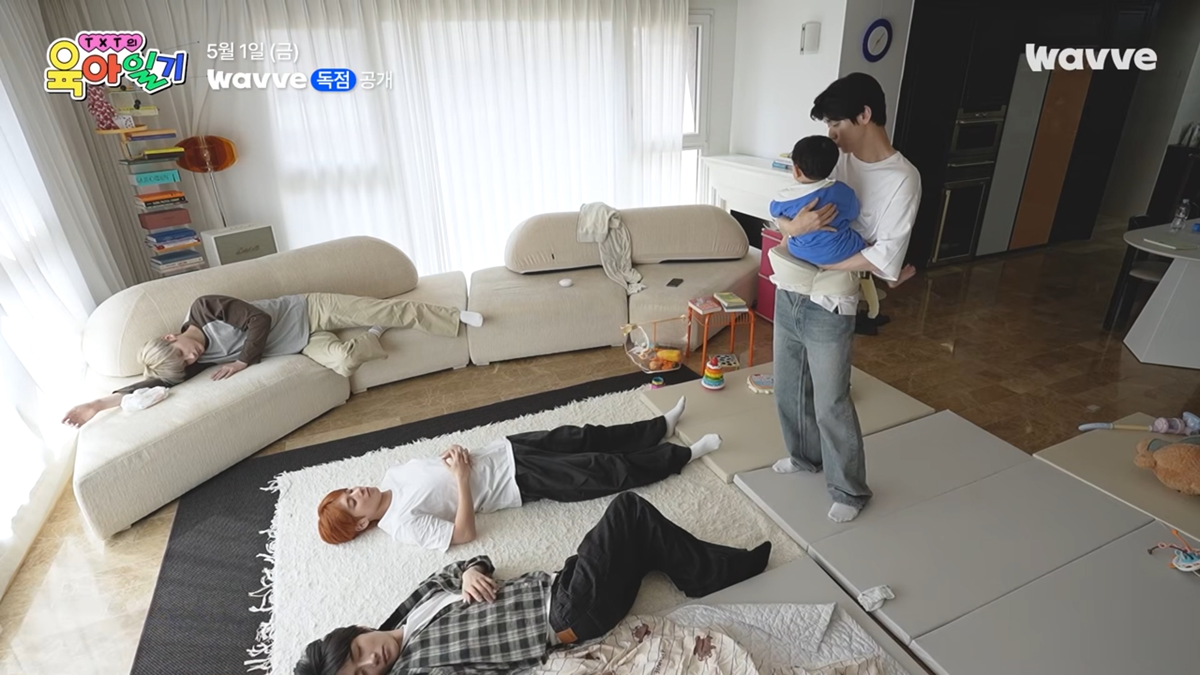 [잡담] 육아일기 찍는 숙소ㅋㅋㅋ 너무 애기보는 그것인게 설거짓거리봨ㅋㅋㅋ | 인스티즈
