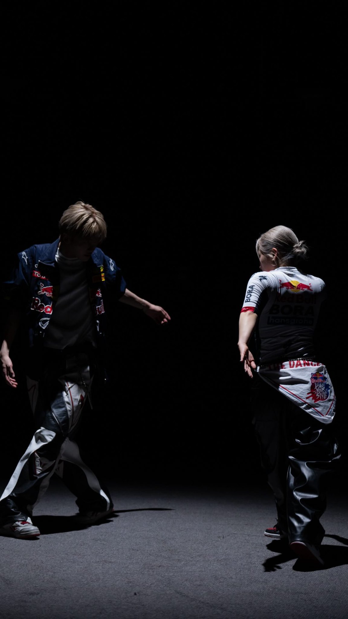 [잡담] 헐 레드불 인스타에 왁씨랑 투어스 지훈 ㄴㅇㄱ | 인스티즈