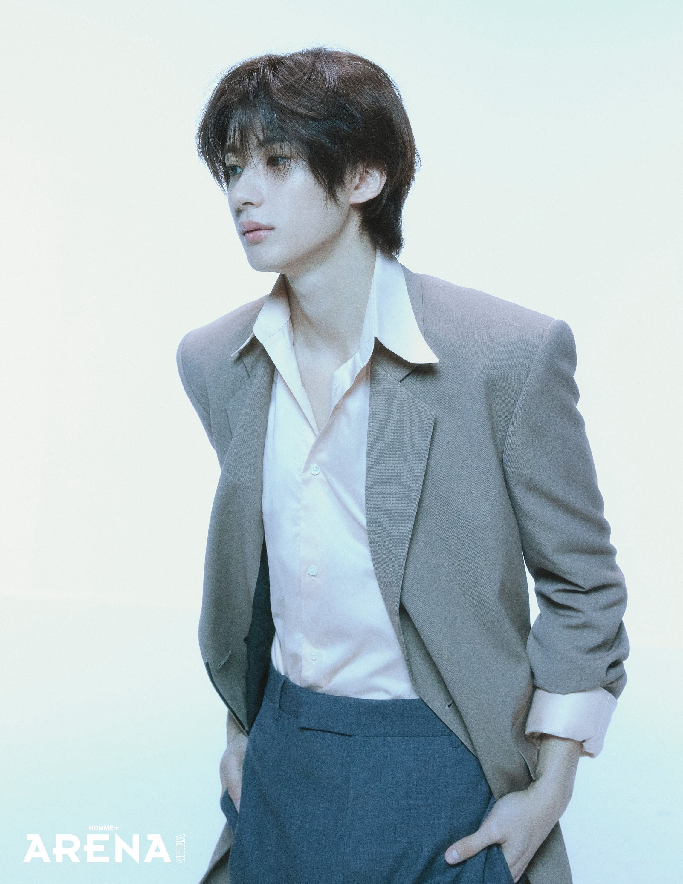 [잡담] 앤톤 화보 내지 떴는데 | 인스티즈