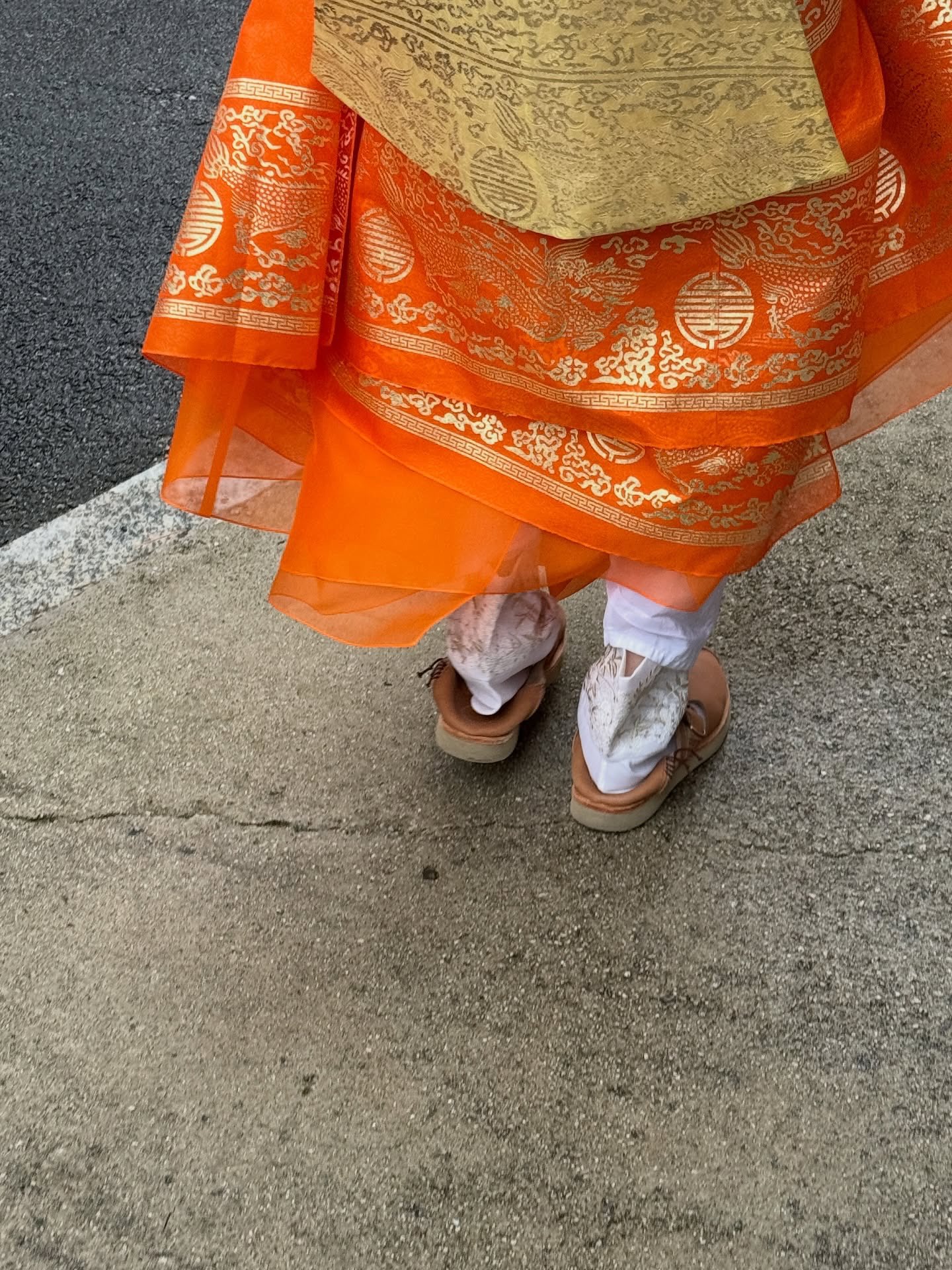 [잡담] 공승연) 260411 공승연 인스타 💚🧡💜 | 인스티즈