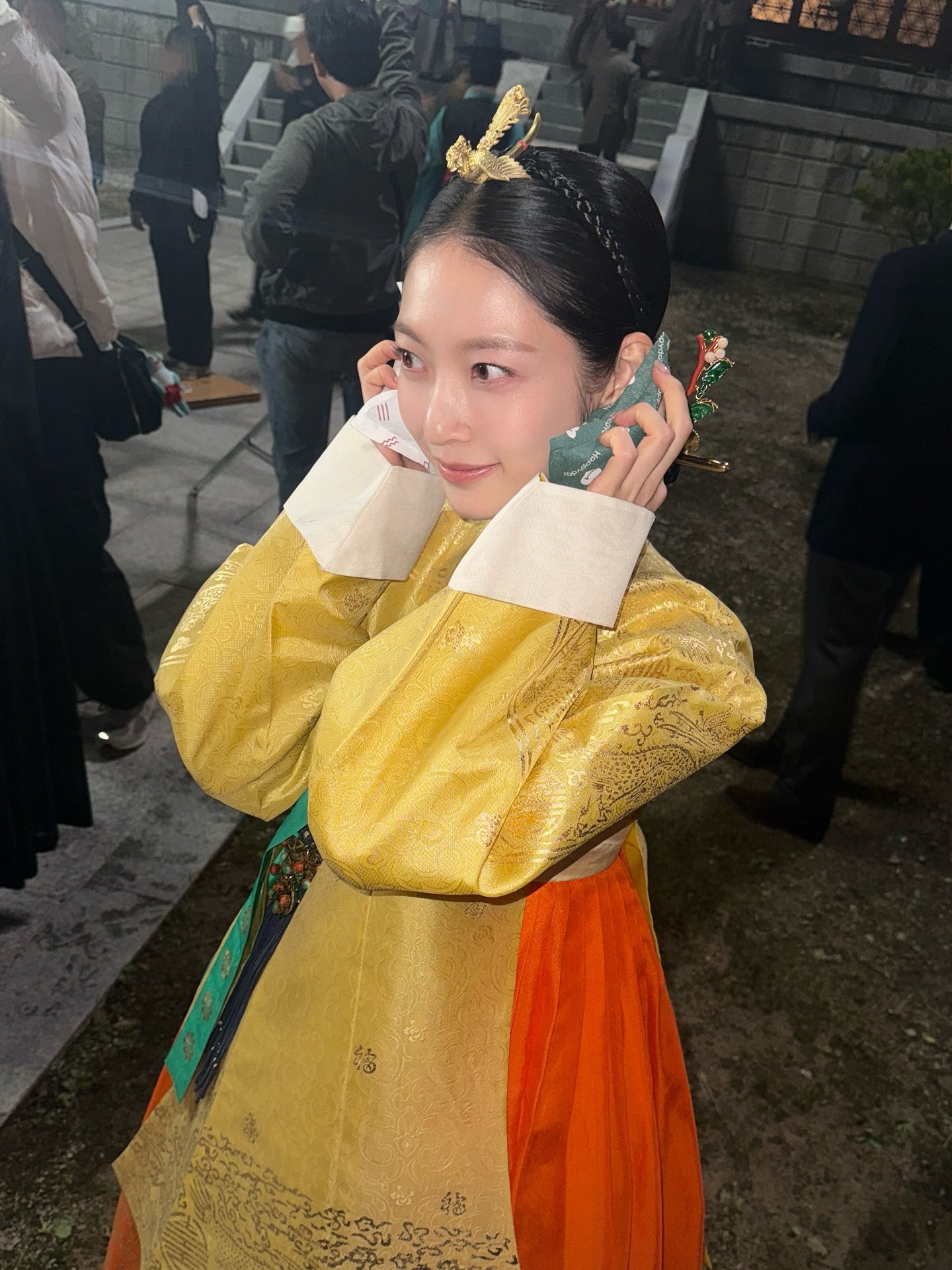 [잡담] 공승연) 260411 공승연 인스타 💚🧡💜 | 인스티즈
