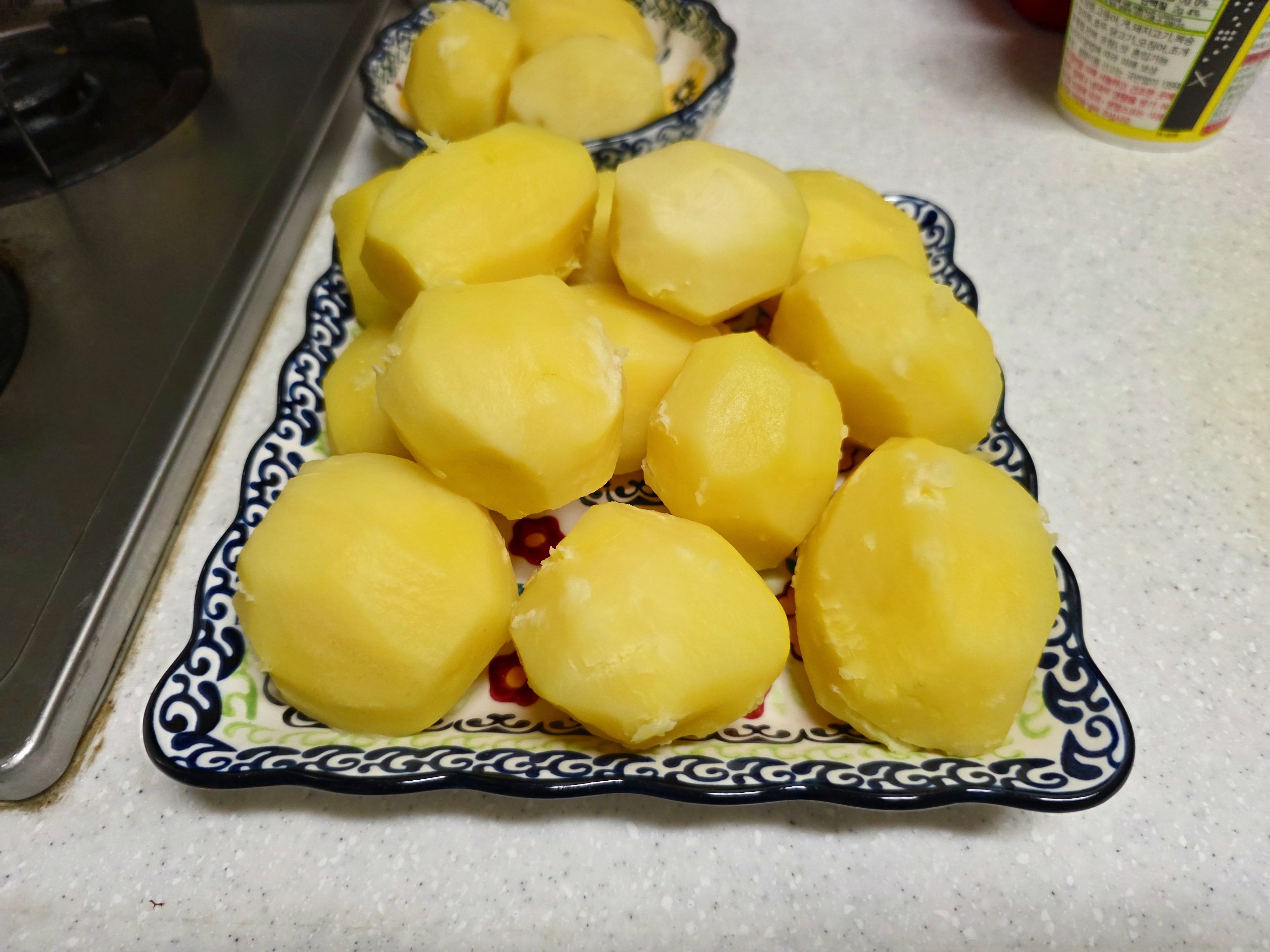 [잡담] 우리집 감자보다 맛있어보이는 감자 본적 없음 | 인스티즈