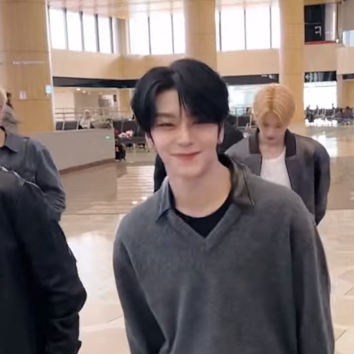 [잡담] 닮은꼴 지양인거 아는데 ㅎㅆㄹ 이짤 진짜 | 인스티즈