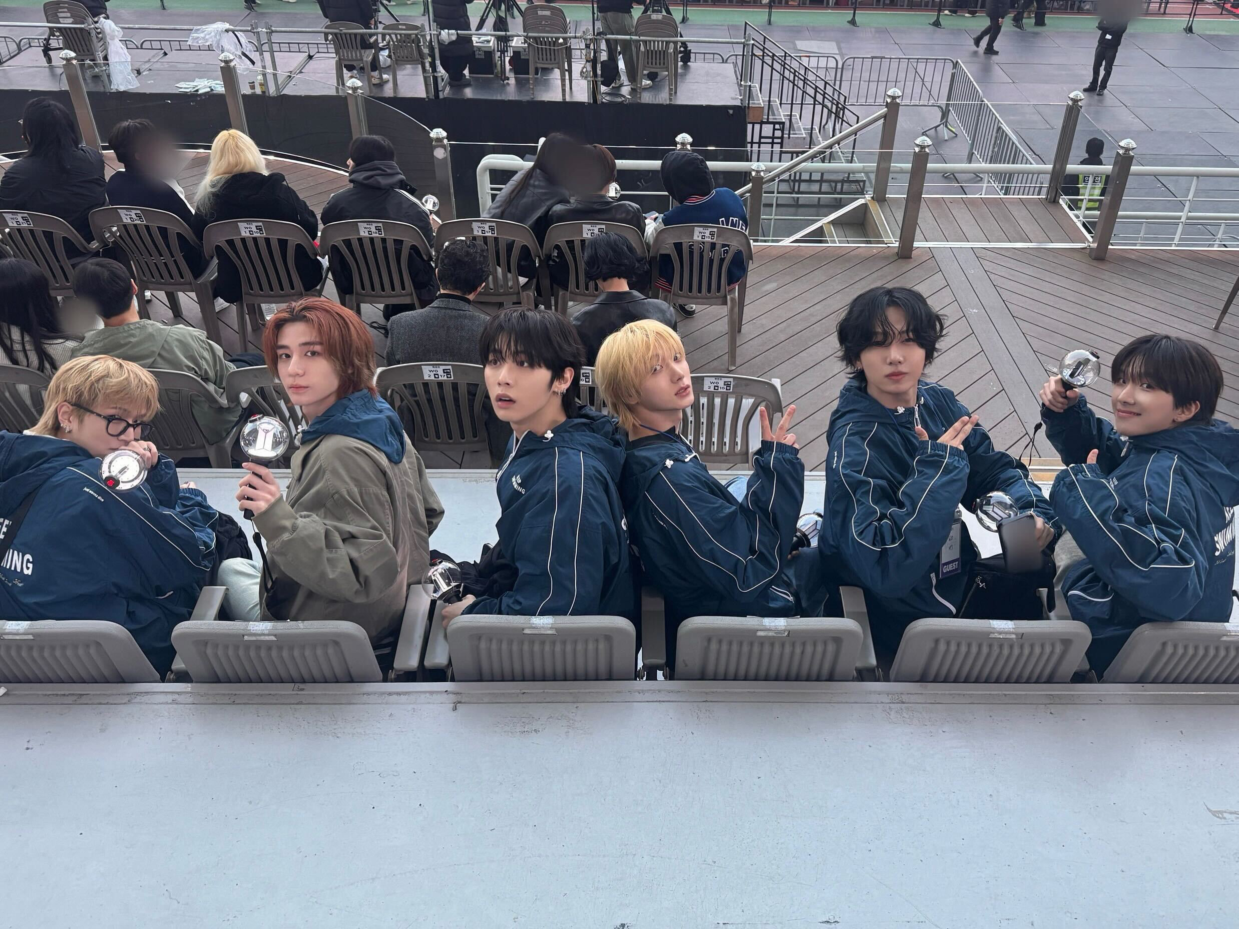 [잡담] 방.탄sbn 콘서트 보넥도 단체샷인데 | 인스티즈