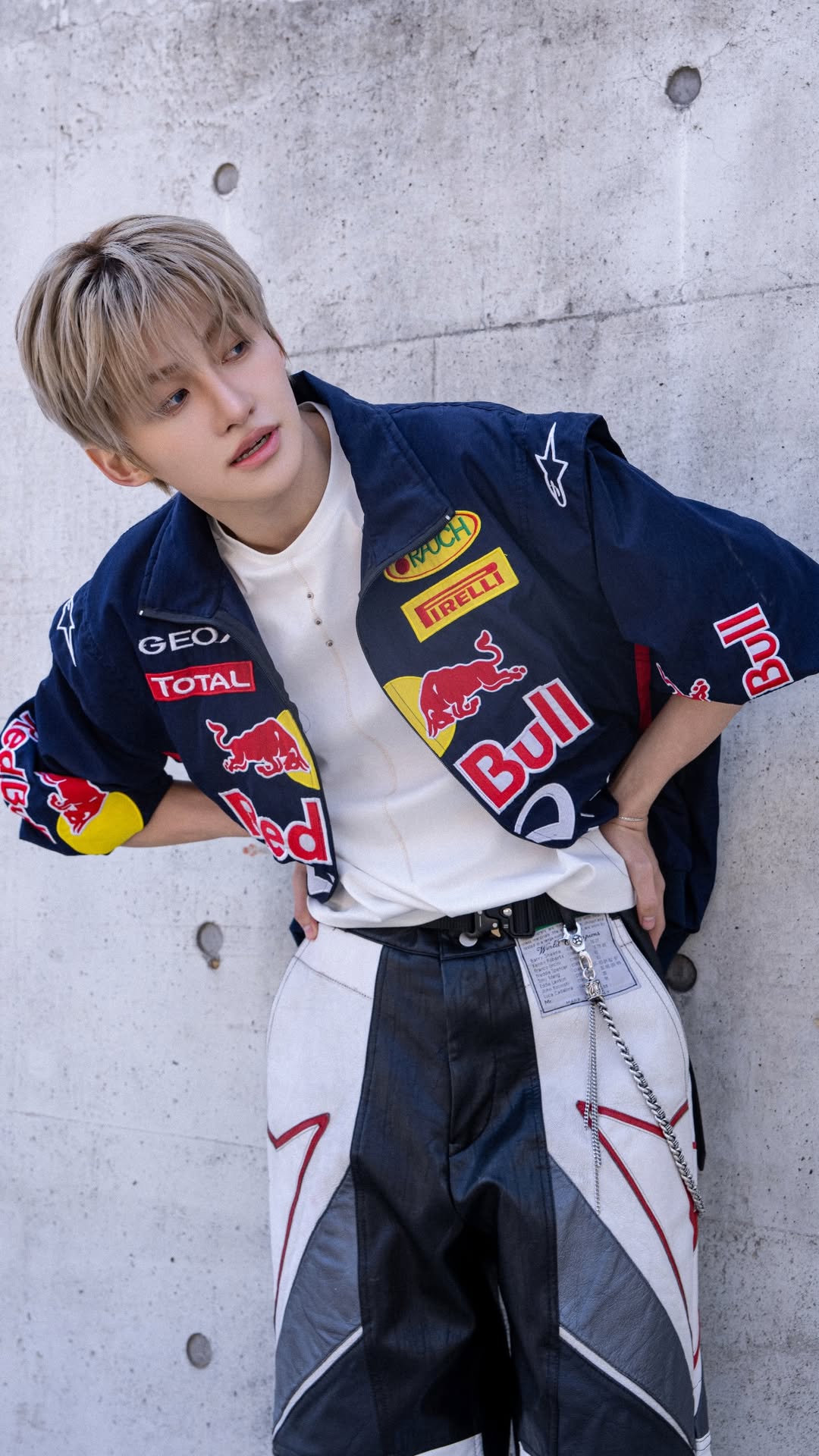 [잡담] 투어스들아 레드불 인스타에서 지훈이 사진 데려왔어 | 인스티즈