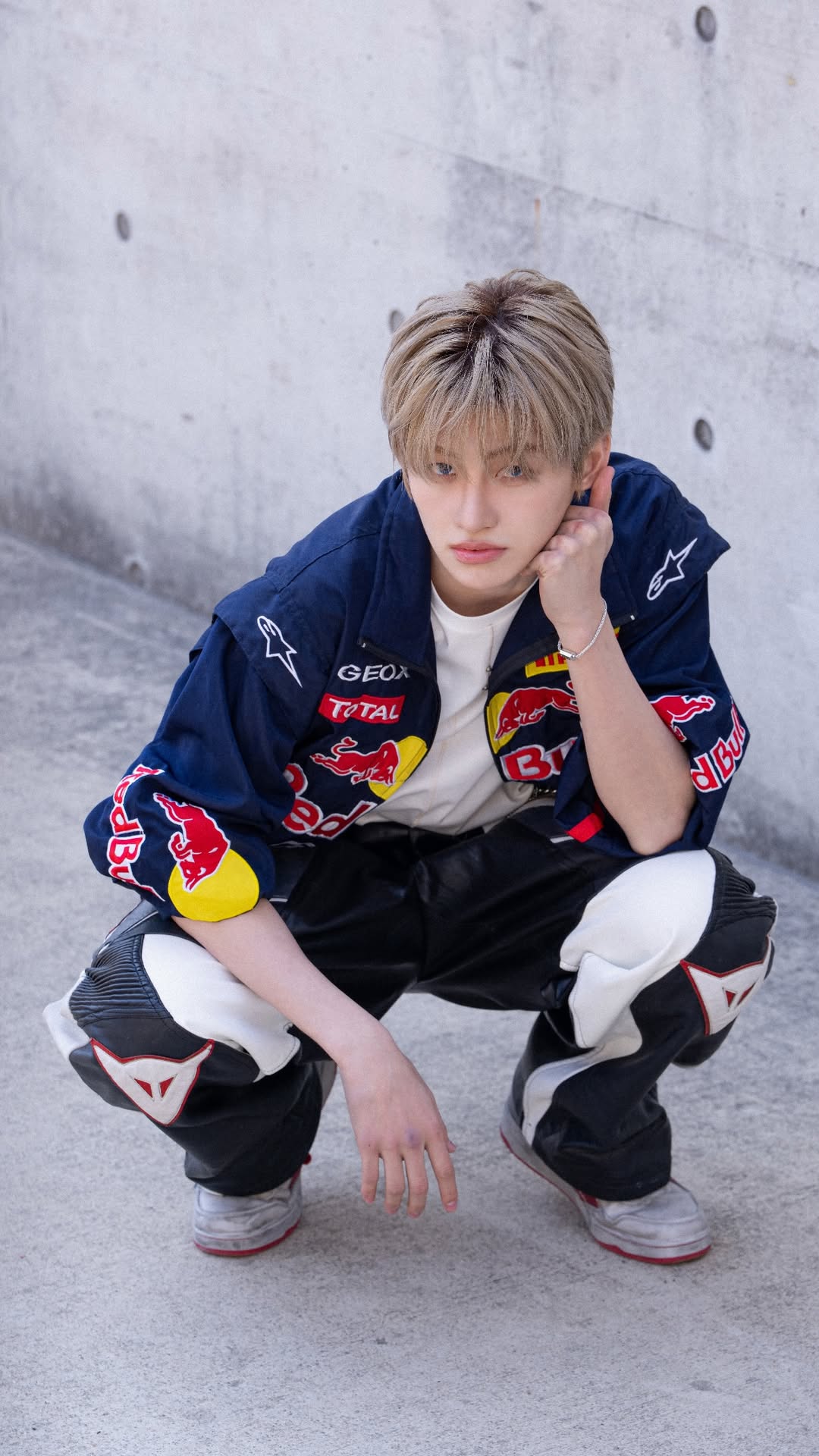 [잡담] 투어스들아 레드불 인스타에서 지훈이 사진 데려왔어 | 인스티즈