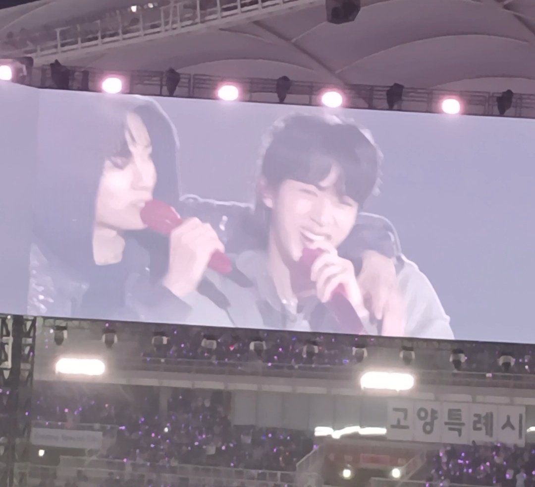 [잡담] 방탄 진 또 김태형한테 손목 잡혔냐ㅋㅋㅋ | 인스티즈