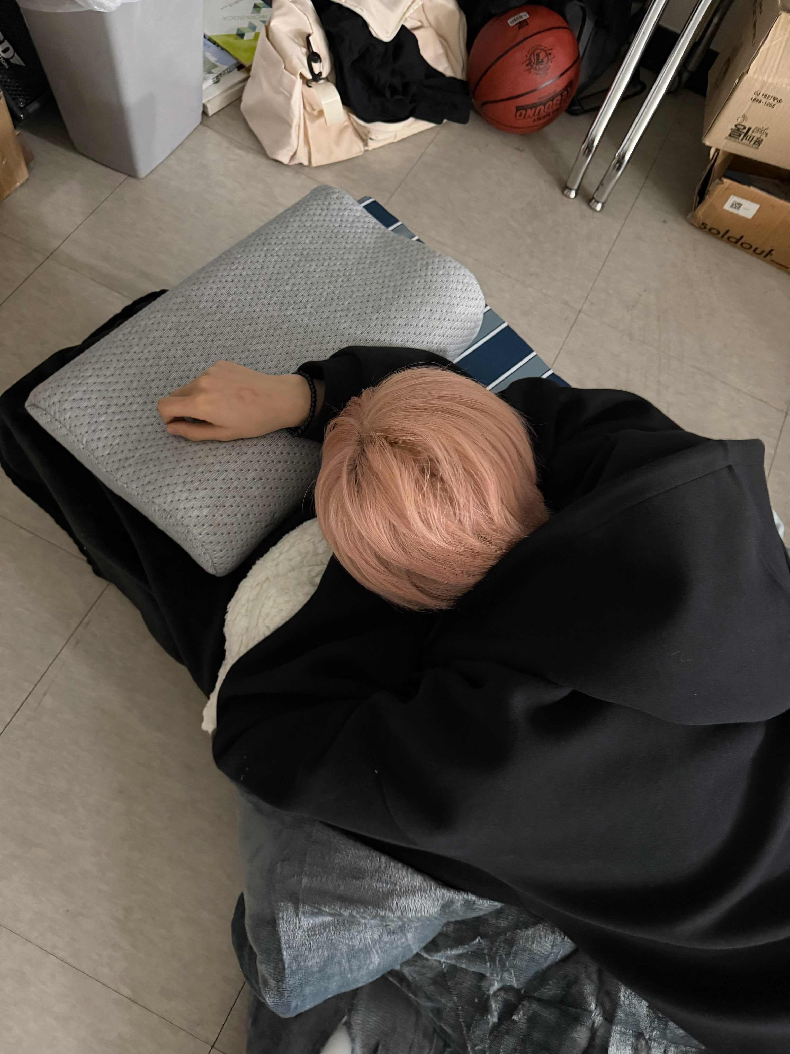 [잡담] 유우시 과방사진 개웃기다ㅋㅋㅋㅋ | 인스티즈