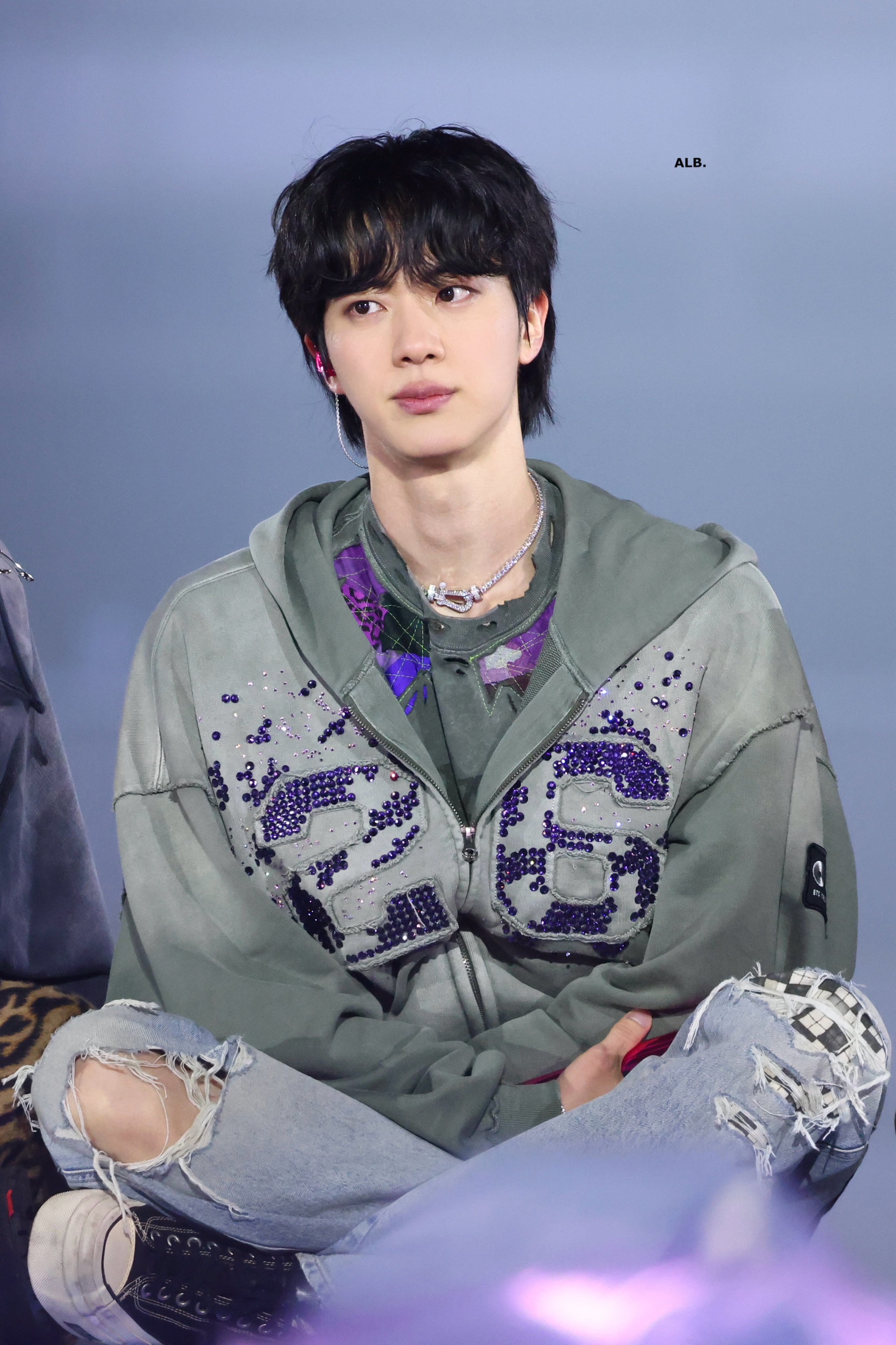 [잡담] 오늘 방탄 진 얼굴 | 인스티즈