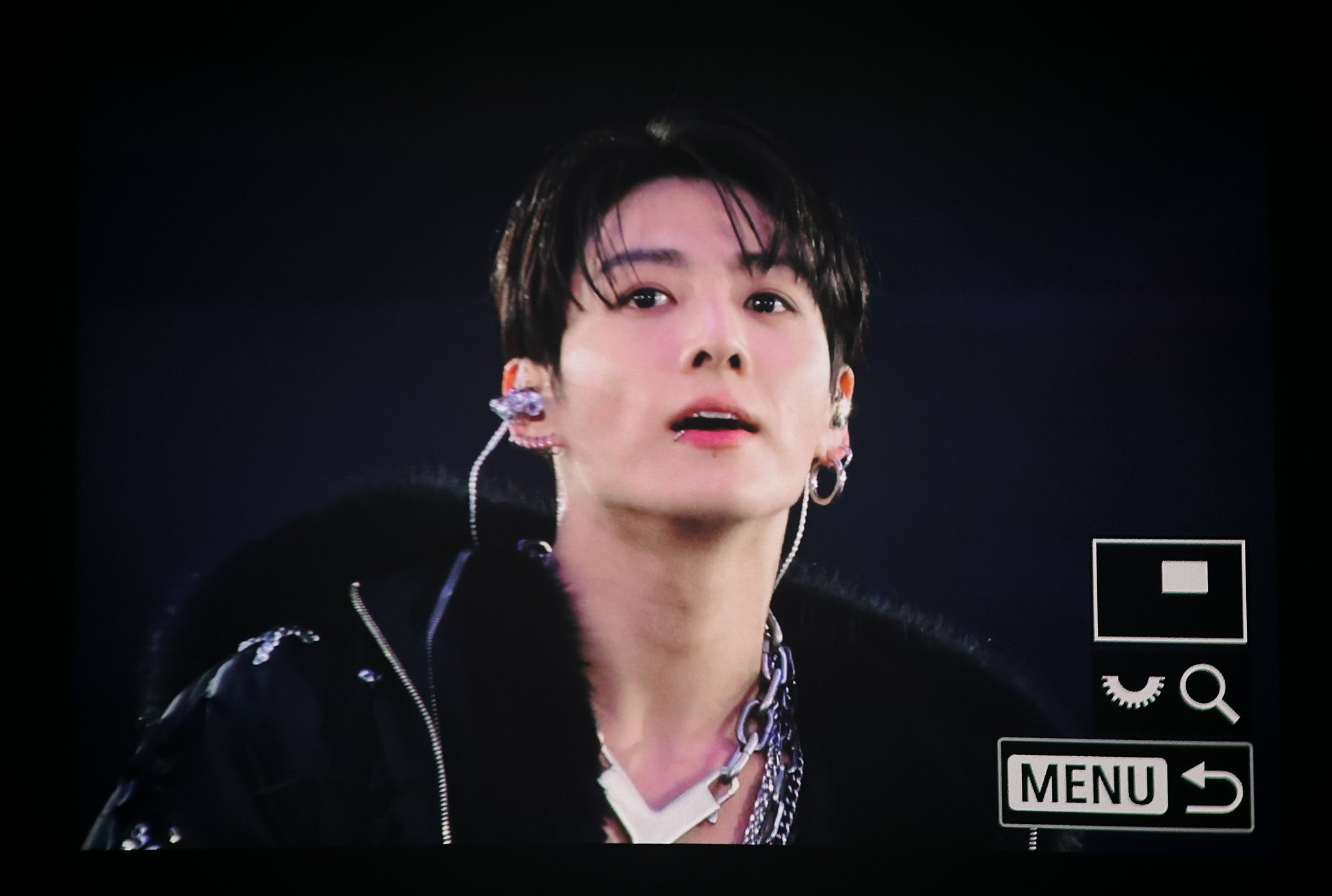 [잡담] 정국이는 사진이나 영상이나 똑같아 | 인스티즈