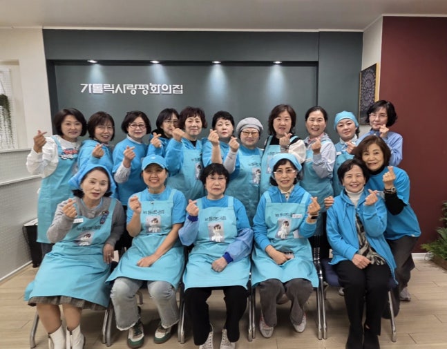 [정보/소식] '영웅시대' 끝없는 선행♥ 임영웅 팬클럽 '영웅시대밴드(나눔모임)', 쪽방촌 83번째 도시락 나눔 봉사 | 인스티즈