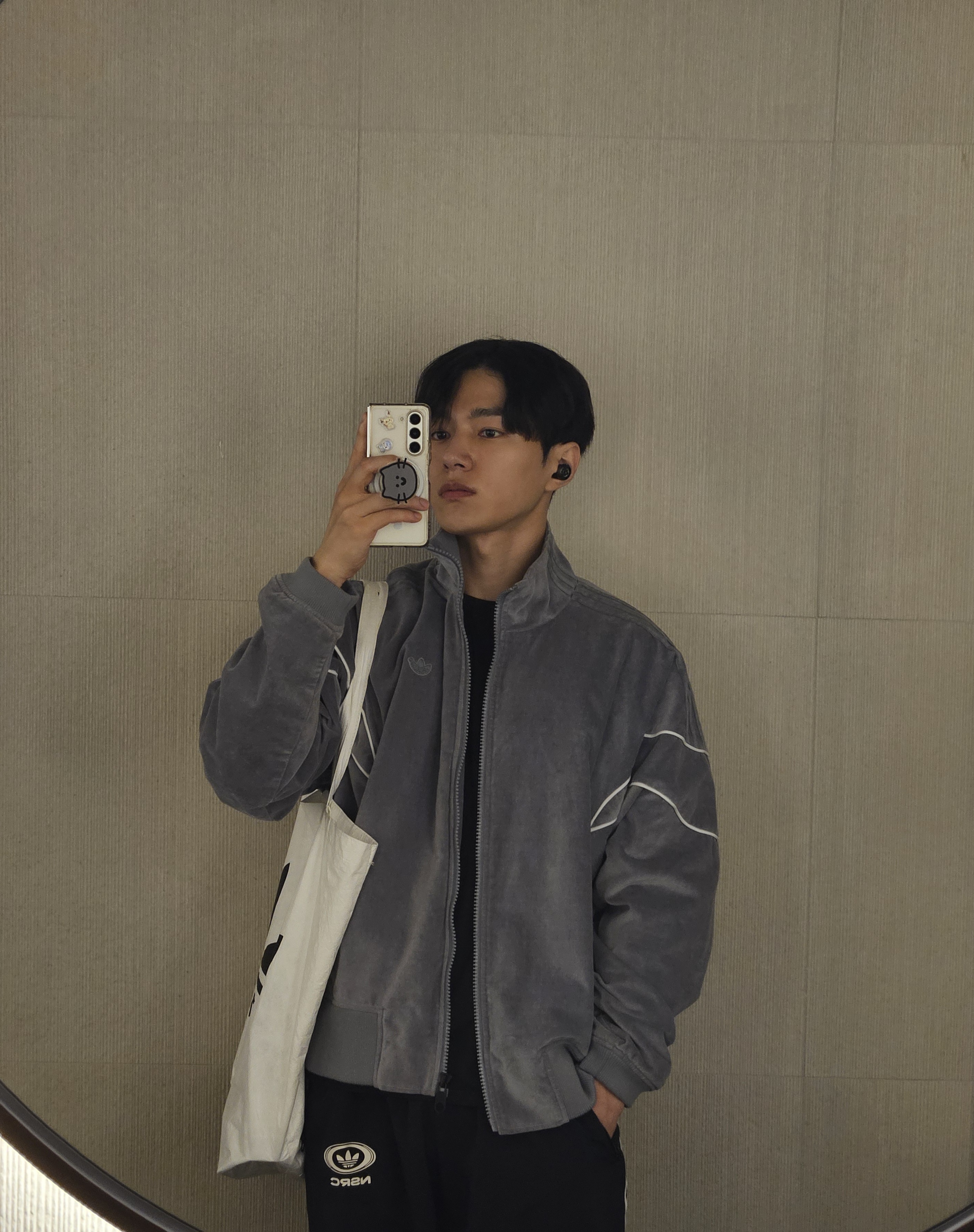 [잡담] 인피니트 엘 운동 후 찍고 보낸 무보정 셀카 | 인스티즈