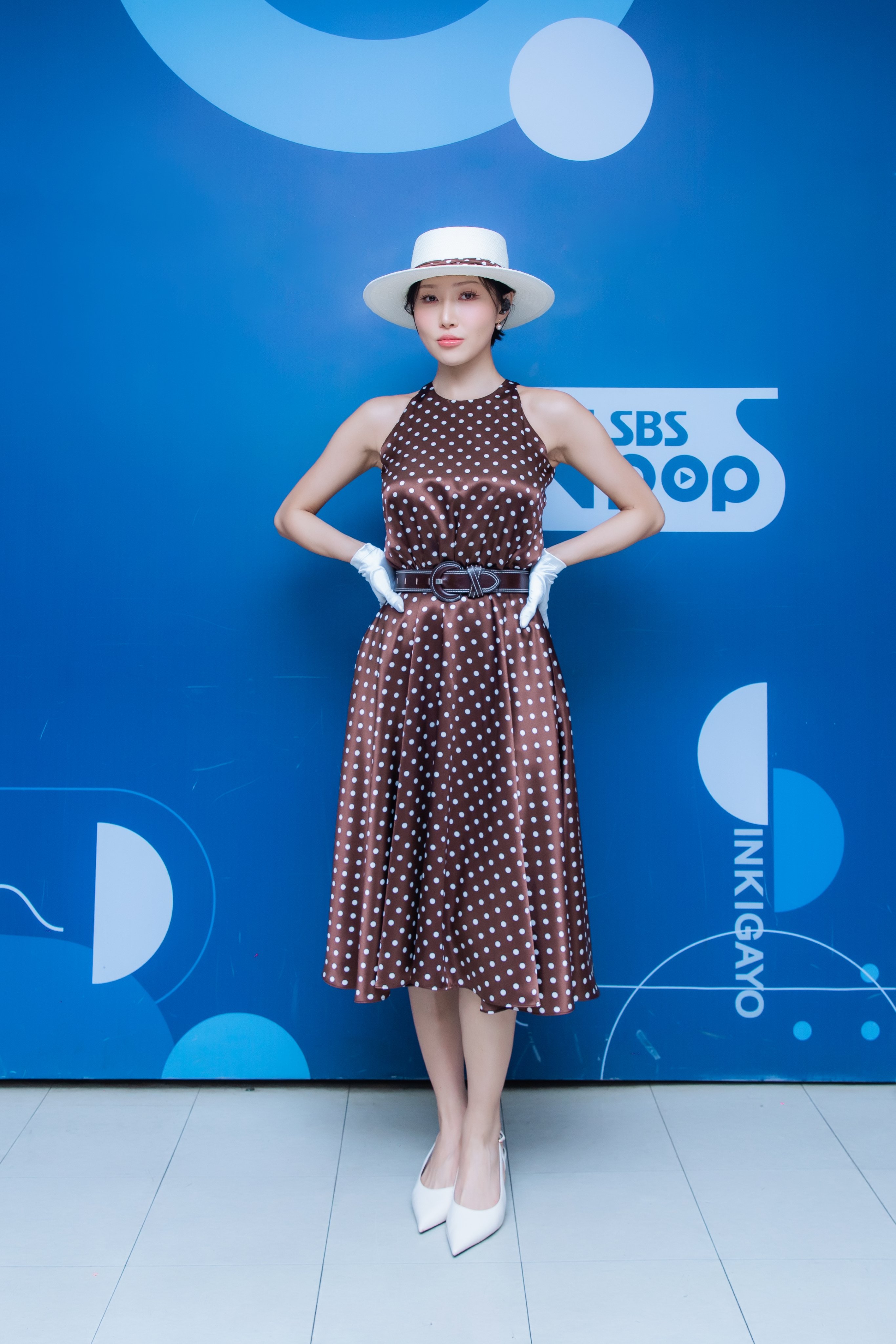 [잡담] 260412 착장인가 킥플립/화사/다영/아이린/베이비돈크라이/키스오브라이프/앰퍼샌드원/키빗업/하츠웨이브 | 인스티즈