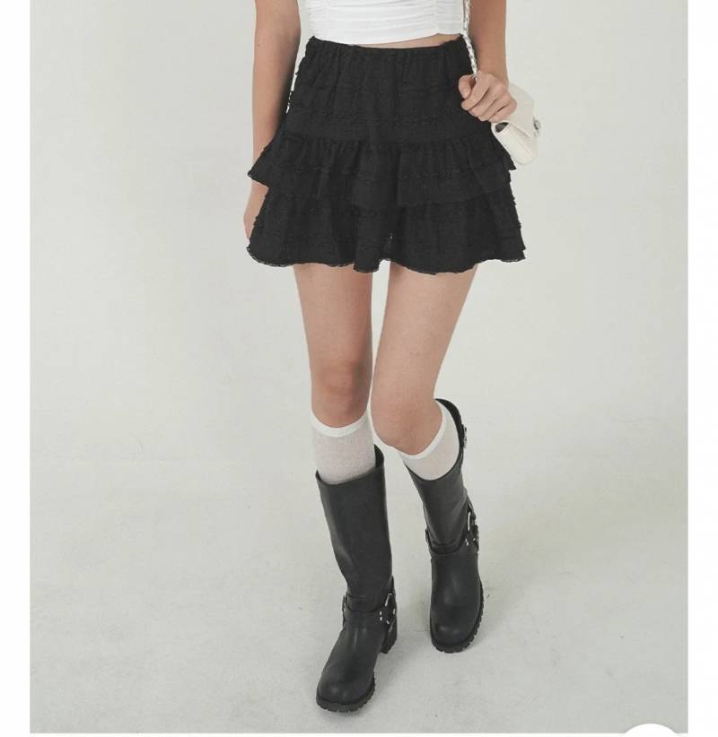 [잡담] 캉캉 미니스커트 이제 유행 지났어?? | 인스티즈