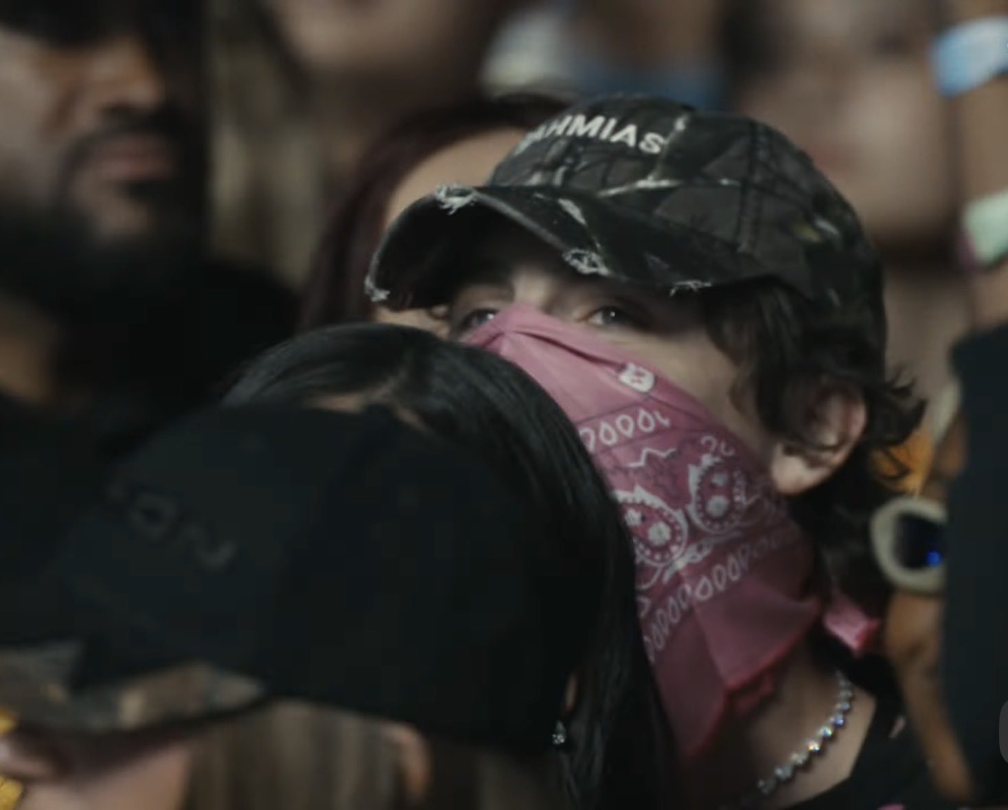 [잡담] 눈만 보였는데 너무 티모시 | 인스티즈