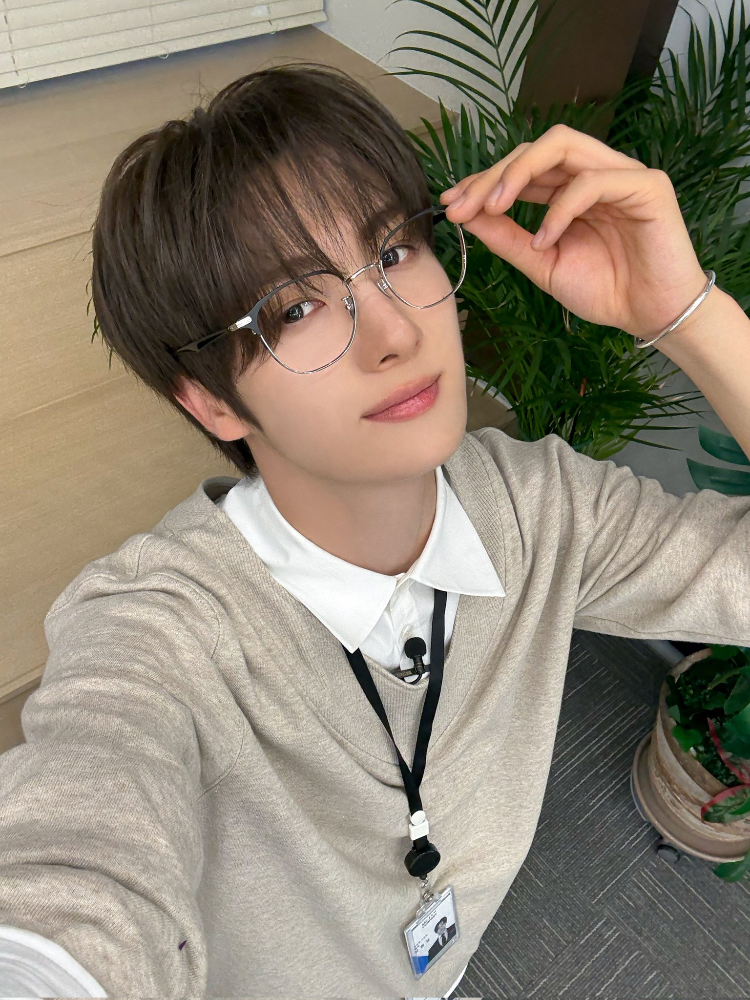 [잡담] 내 취향의 투어스 영재 셀카 8장을 엄선해보았ㅅ서요 | 인스티즈