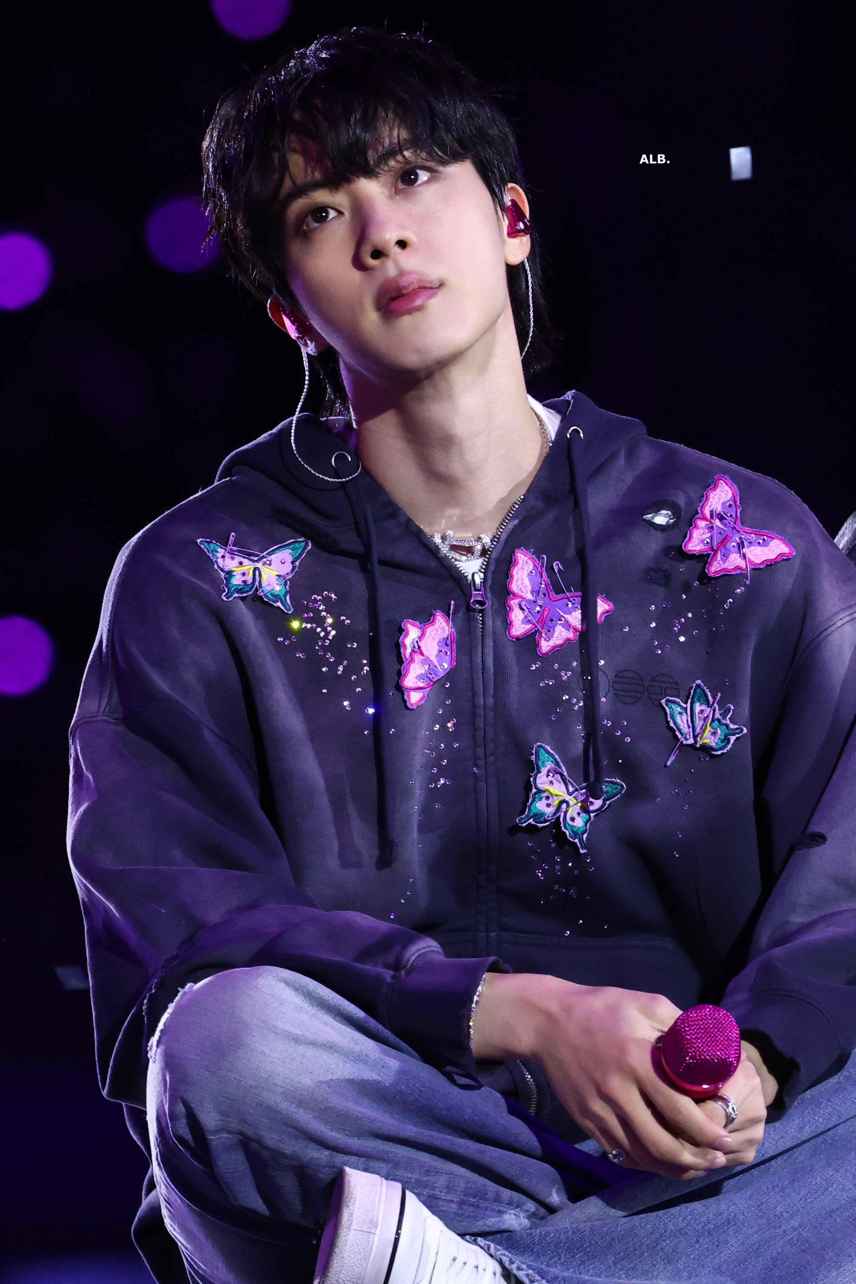 [잡담] 방탄 진 오늘 미모 봐 | 인스티즈