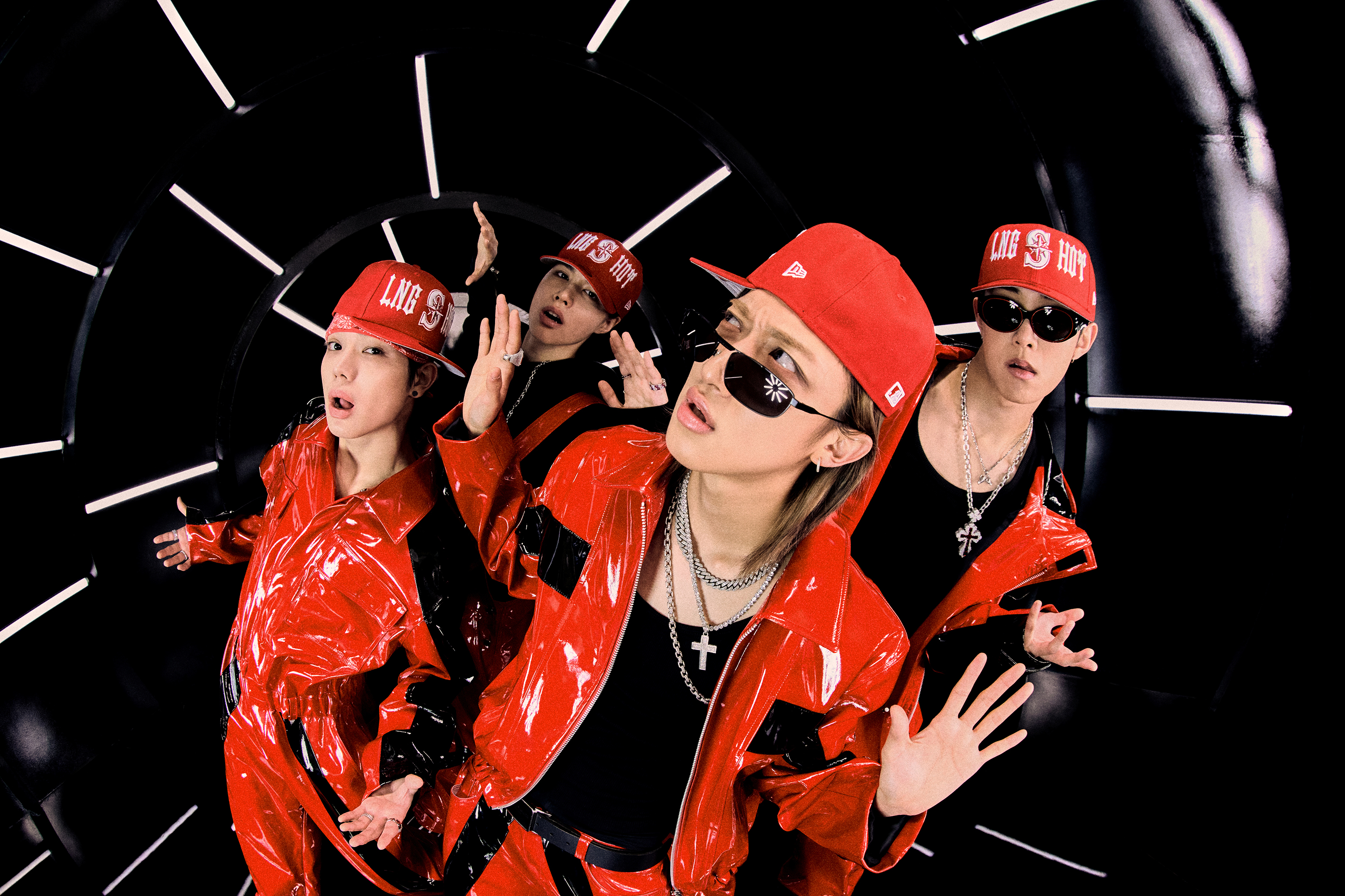 [잡담] 롱샷 애들 네명 단체샷 넘 예쁨 | 인스티즈