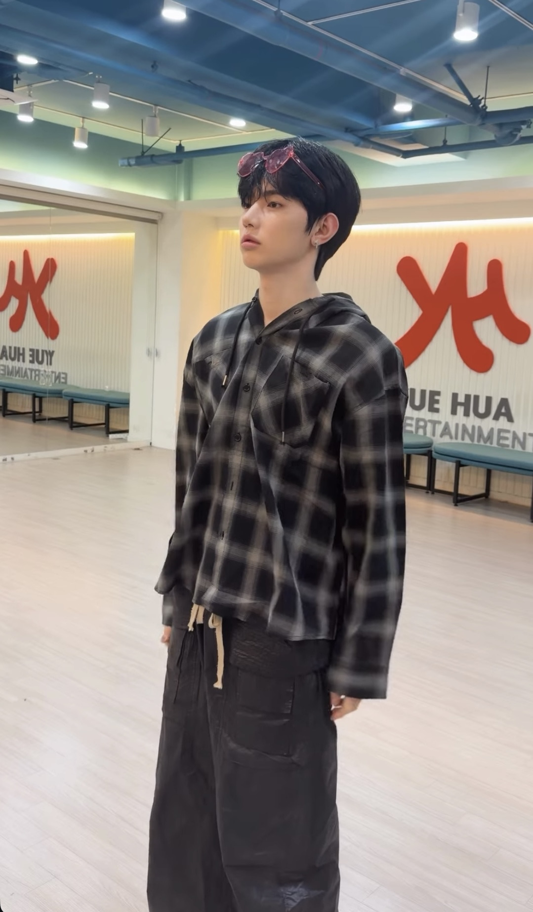 [잡담] 장하오 빨리 데뷔해 | 인스티즈