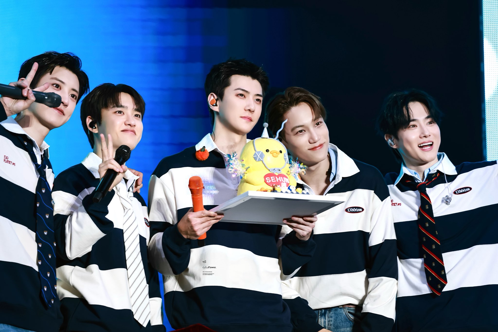 [잡담] 진짜 제발 엑소 얼굴을 봐 | 인스티즈