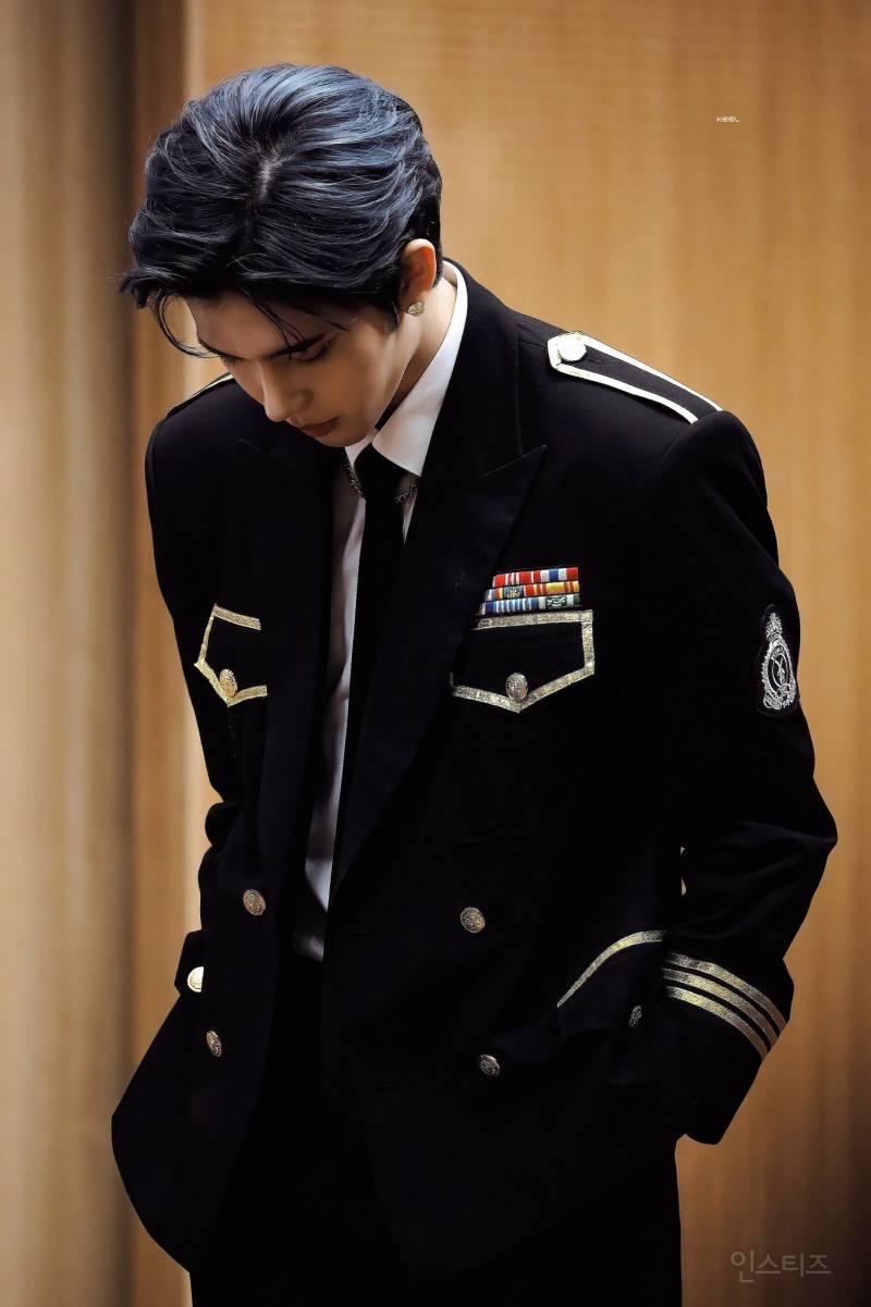 본인 안 예쁘다고 우는 팬 자존감 높여주는 남돌 실존.jpg | 인스티즈