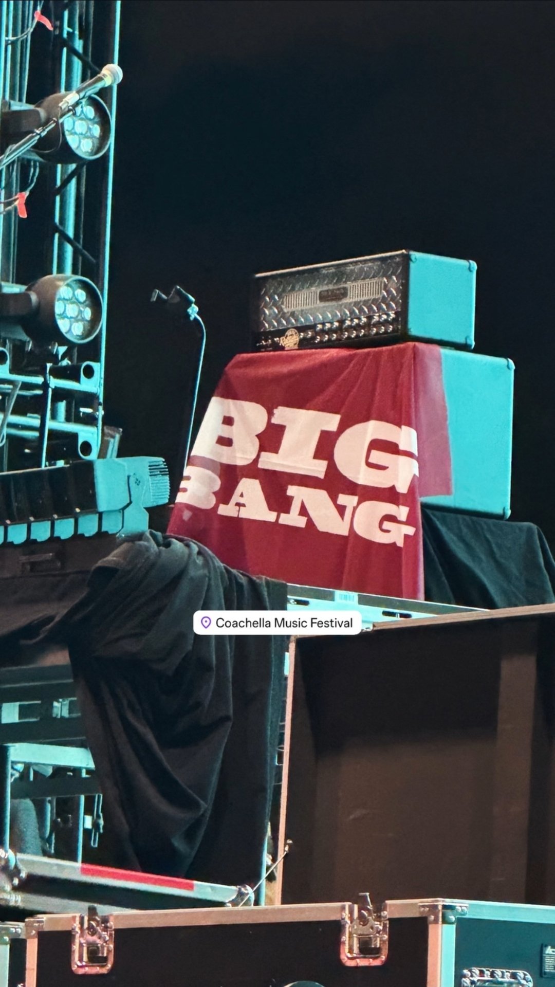 [잡담] 빅뱅 무대 뒤에 깃발 (?) 천(?) | 인스티즈