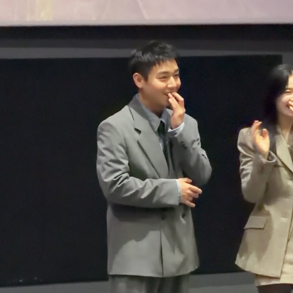 ㄱ [잡담] 아니 현윙 진짜 미쳤나봄 이거 그냥 빼박 아님? | 인스티즈