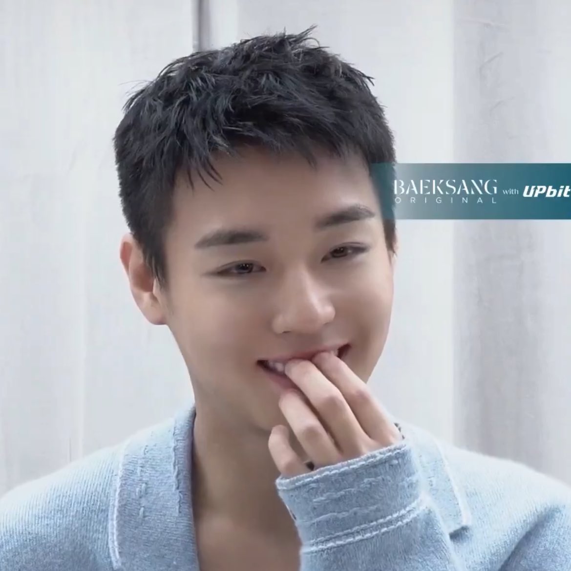 ㄱ [잡담] 아니 현윙 진짜 미쳤나봄 이거 그냥 빼박 아님? | 인스티즈