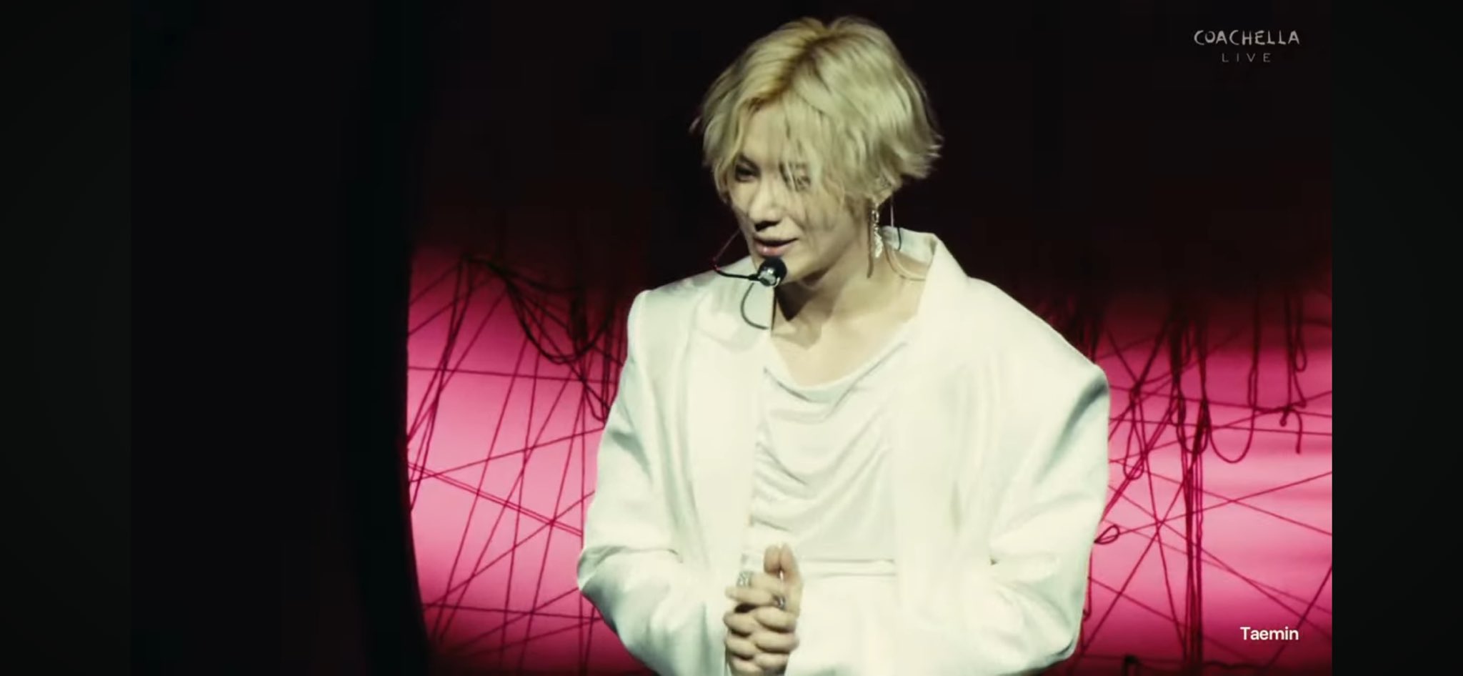 [잡담] 이거 남돌 12년전 이랑 어제 사진 섞인건데 뭐가 어제 사진이지 맞춰봐 (주어 태민) | 인스티즈