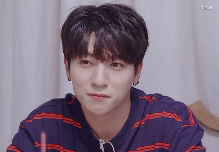 [잡담] 섹시푸들 데이식스 성진 사실 초미남인 거 다들 알고 가라~ | 인스티즈